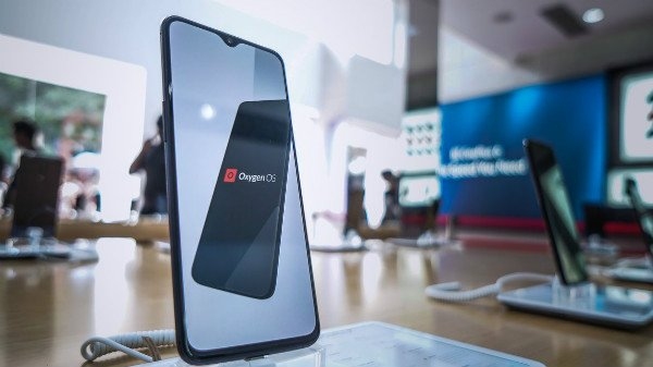 কেন OnePlus 7 ফোনে থাকবে না 5G সাপোর্ট? কেন OnePlus 7 ফোনে থাকবে না 5G সাপোর্ট?