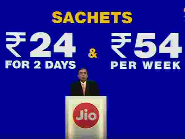 JioPhone পাবেন বিনামুল্যে