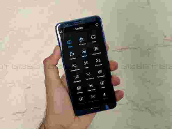 ব্যাটারি ও কানেক্টিভিটি
